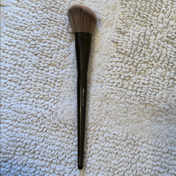 Sephora Pro Brush #93 - Picture 2 of 3